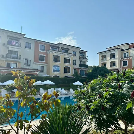 Apartmán Lily Flat Sunrise - 4 Min To Kavatsi Beach,